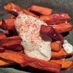 sweet potato chips with sauce in bowl