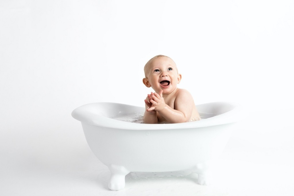 baby in baby bath