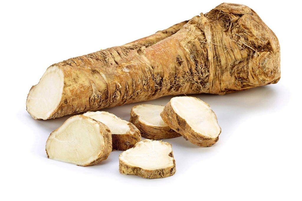 horseradish root with slices